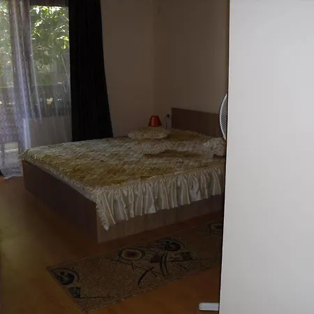 Old Guest house 3*